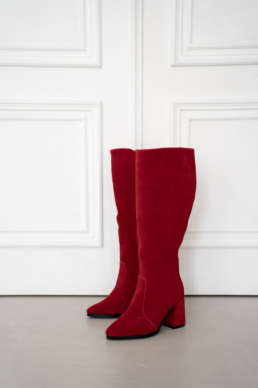 Червоні чоботи з натуральної замші на підборах 8 см