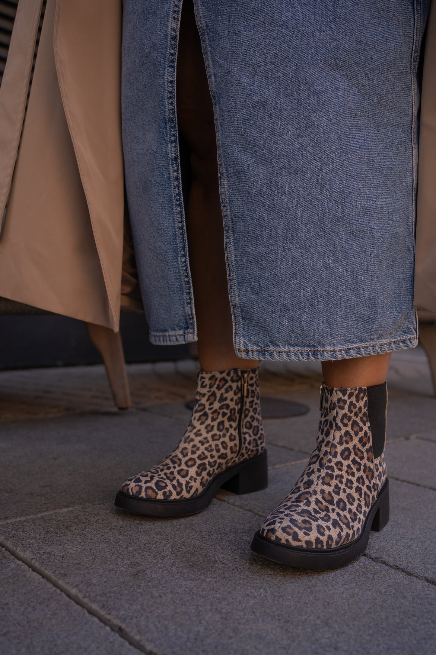 Women's Chelsea Boots in Leopard Suede