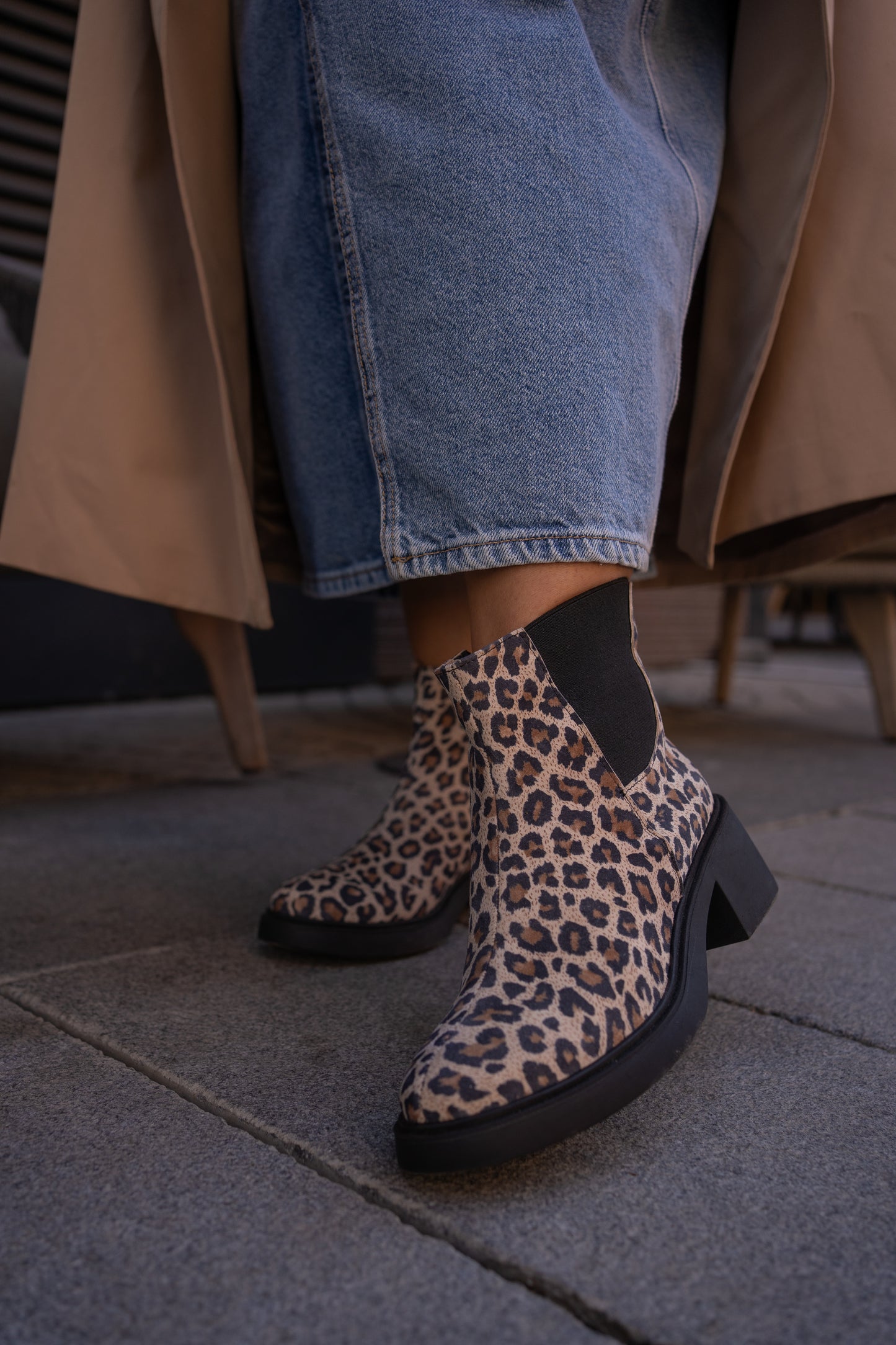 Women's Chelsea Boots in Leopard Suede