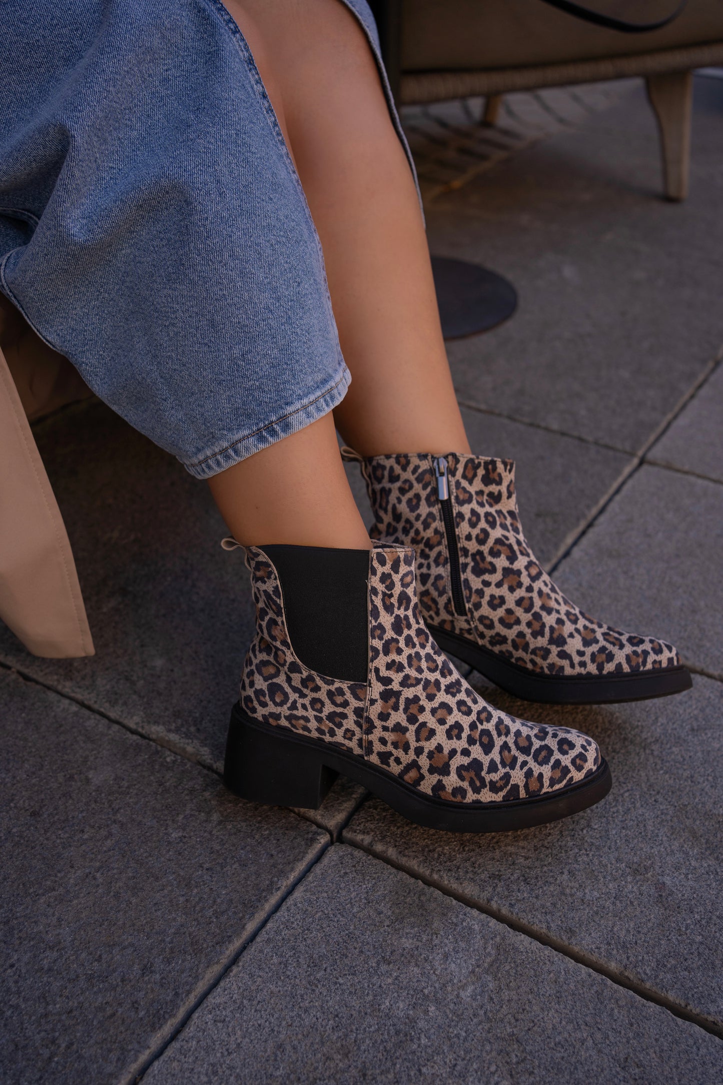 Women's Chelsea Boots in Leopard Suede