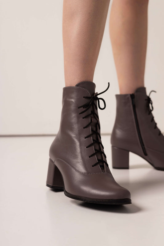 Ботильйони на шнурівці